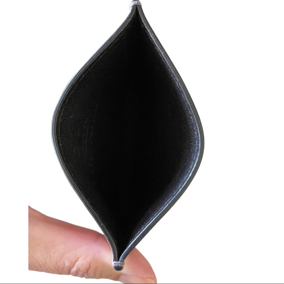 **SOLD**Pink Gucci Guccissima Credit Card Wallet - Picture 2 of 4